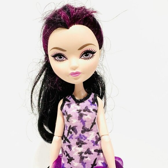 Ever After High Getting Fairest Raven Queen 10.7” Doll - Picture 2 of 5